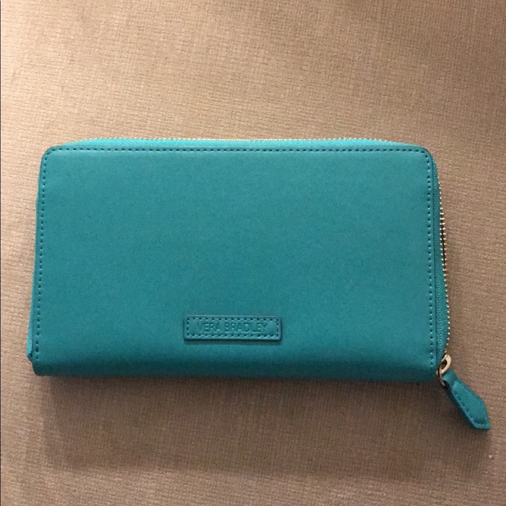 Vera Bradley Zip Around Northbrook Wallet